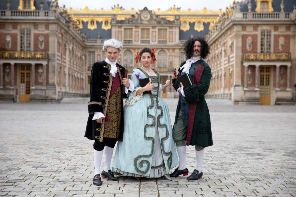 A bespoke guided tour around the State Rooms of the Palace