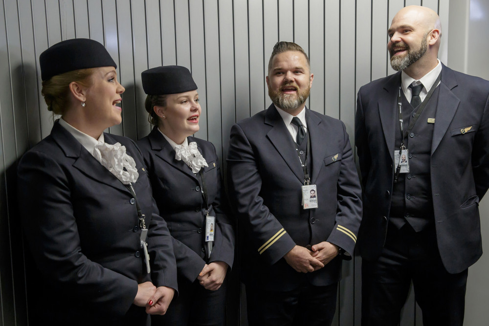 Icelandair Cabin Crew Close Harmony Singers