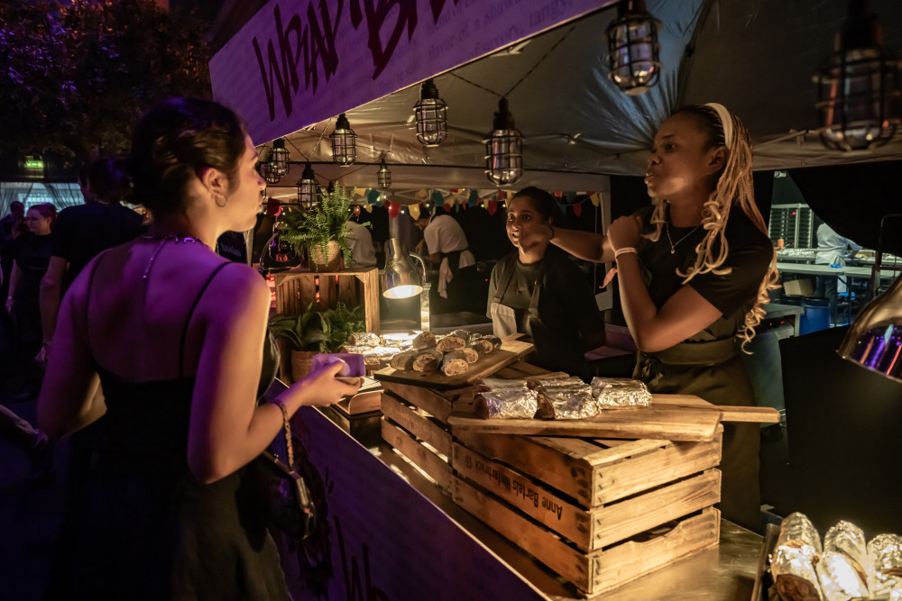 Bespoke Food Stands- Wrap Battle