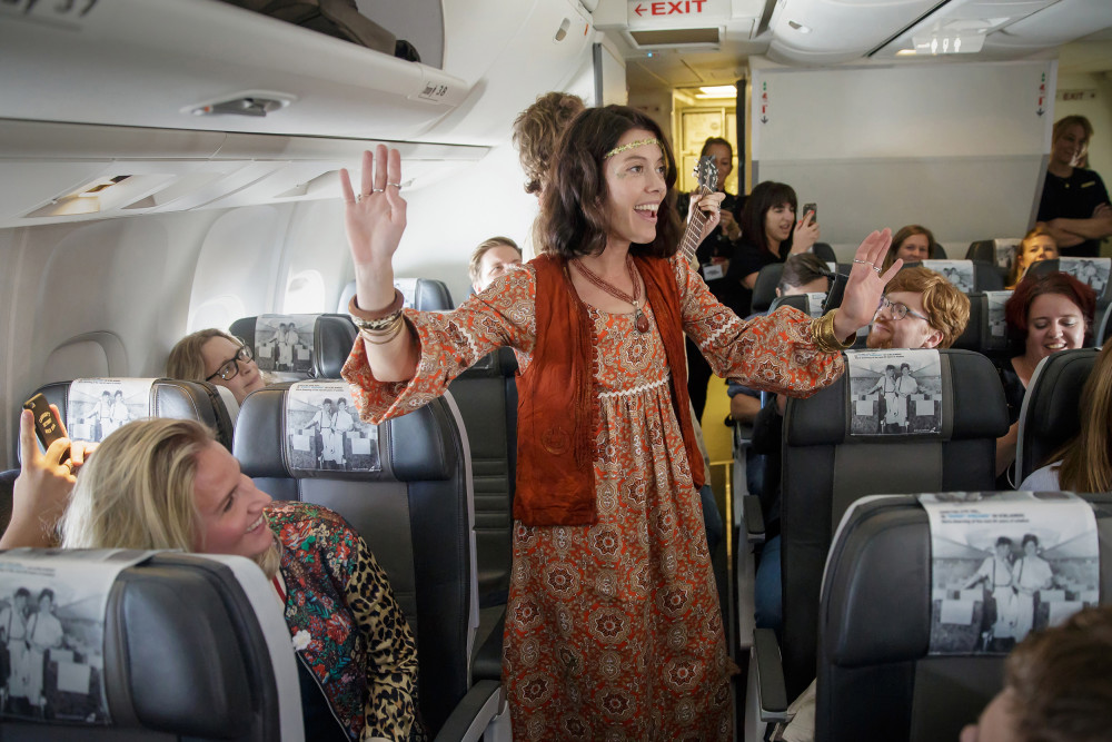 The first immersive show aboard a transatlantic flight