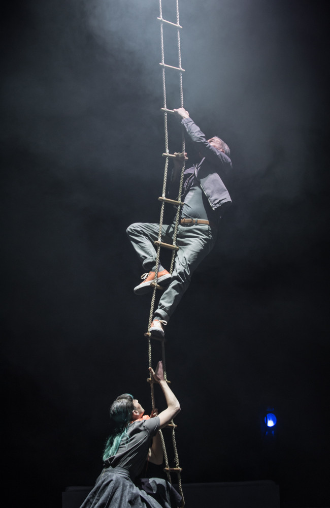 Aerial Performance, Installation, support